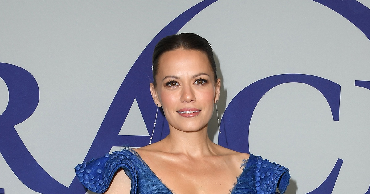 Bethany Joy Lenz to Detail “Spiritual Abuse” Suffered in Cult in Upcoming Memoir – E! Online